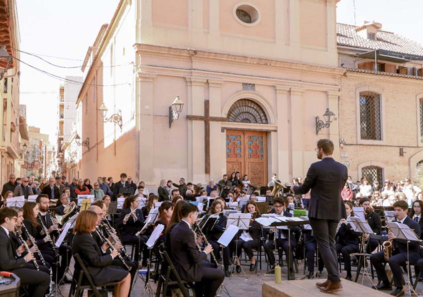 Photo of the performers